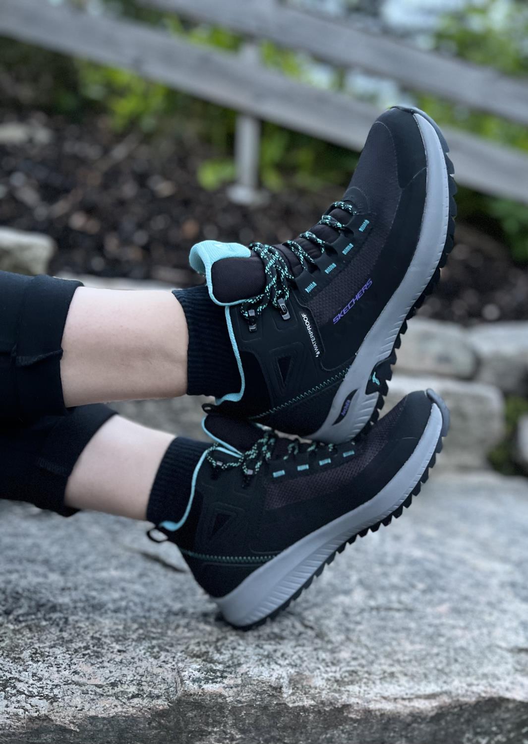 Skechers Arch Fit Discover - Elevation Gain Waterproof
