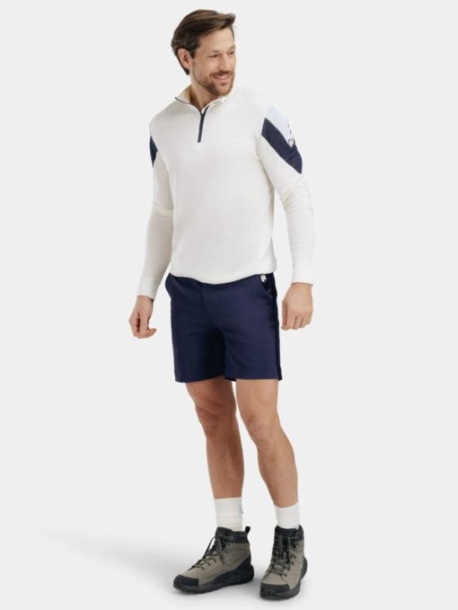 WoolLand  Romsdalseggen shorts m/ cord M(4)