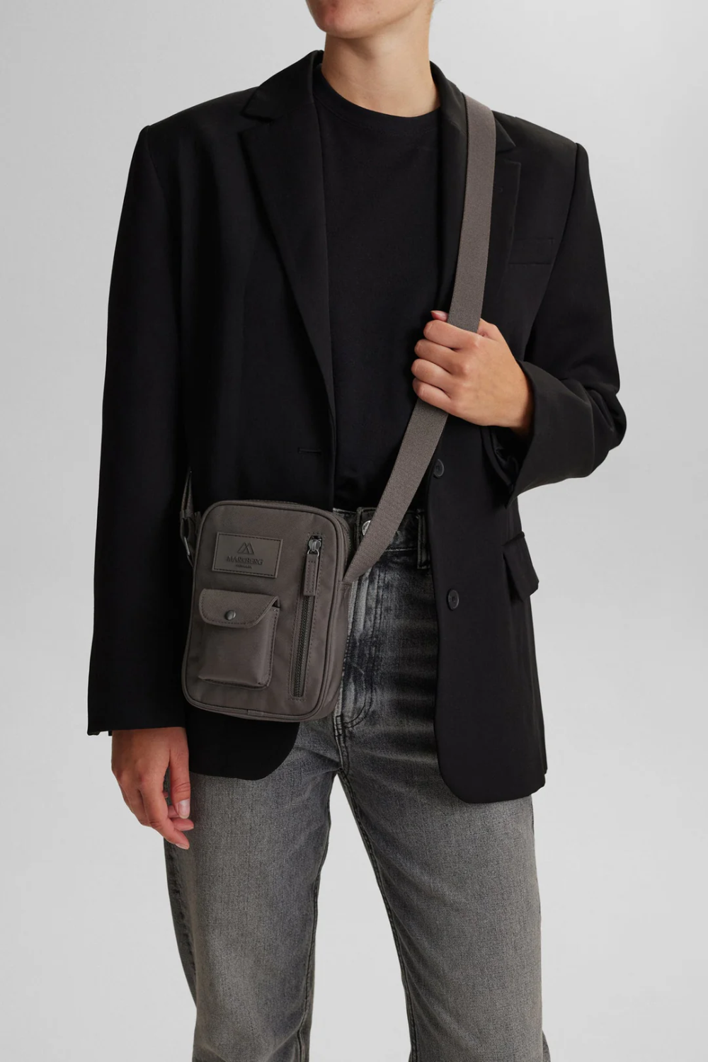 DarlaMBG Tall Crossbody, Monochrome