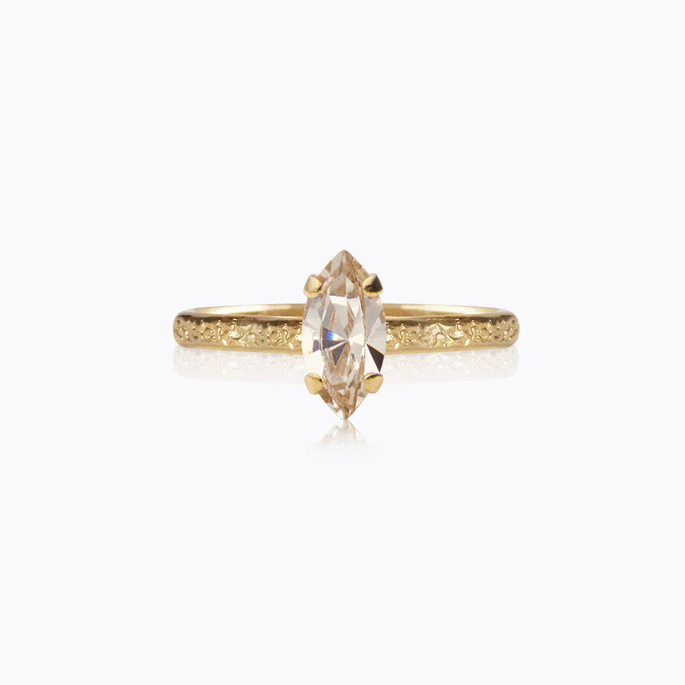 Petite Navette Ring Gold