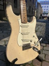 Haar Trad S Blonde - 1pcs Swamp Ash - Flamed Maple Neck