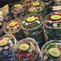Salat med chevre/serrano