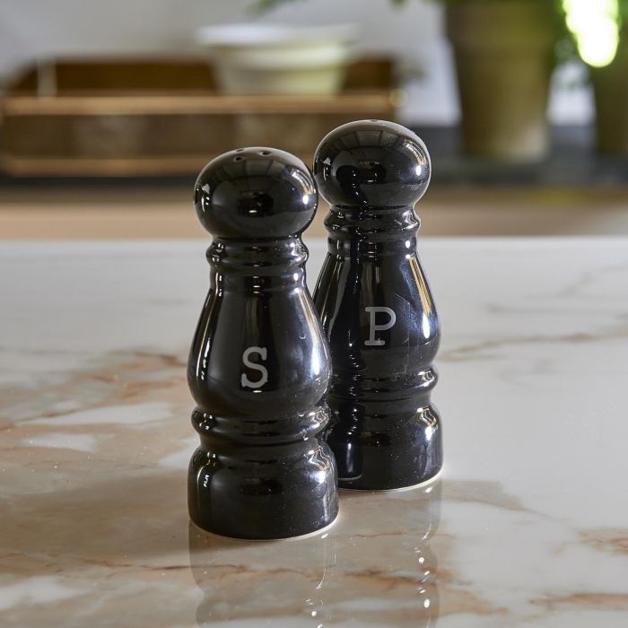 Riviera Maison Salt & Pepper bøsser RM Classic Salt & Pepper Set i porselen