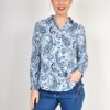 Bluse Skjorte hvit blå printed blouse pastly med sort og grått sjatteringer mønster 100 % Viscose