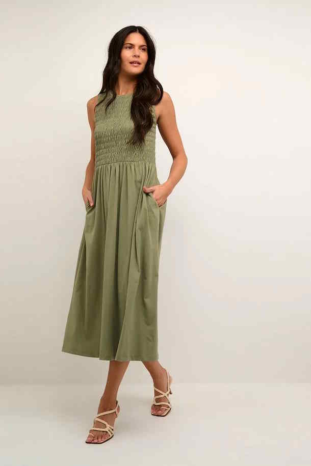 Kjole CRLula Jersey Dress Oil Green, Grønn m/ lommer A-Formet m brede stropper 100% Cotton