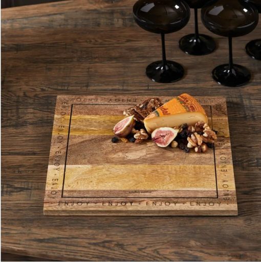 Riviera Maison Dekke Brikke håndlaget i mangotre, fat, fjøl med tekst "Enjoy" RM Enjoy Placemat