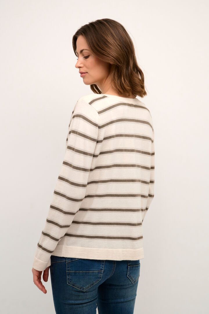 gallery-57305-for-10611709ST