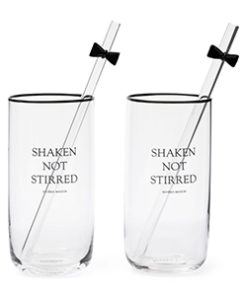 Riviera Maison Glass med sugerør 2 stk i gaveeske tekst sløyfe RM Shaken Not Stirred Glass 2 pieces