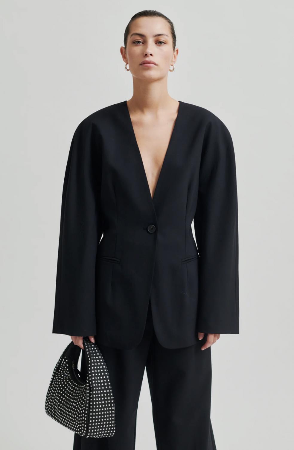 Second female Elevate blazer sort