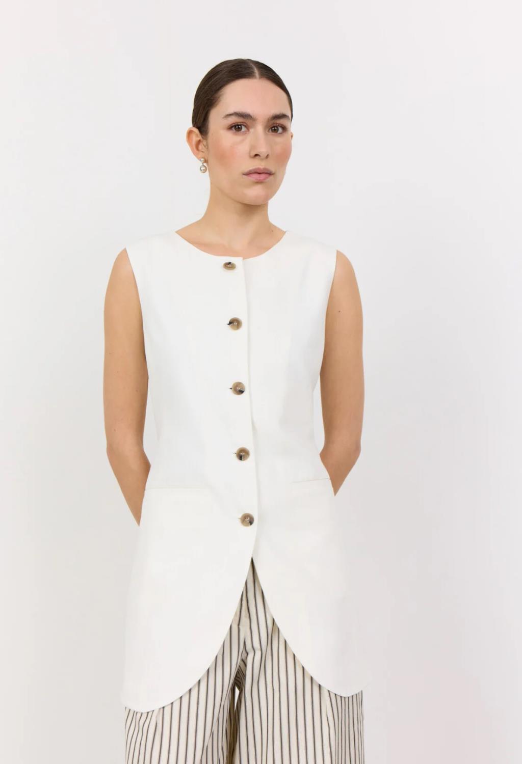 Levete Laura 2 vest / topp off-white