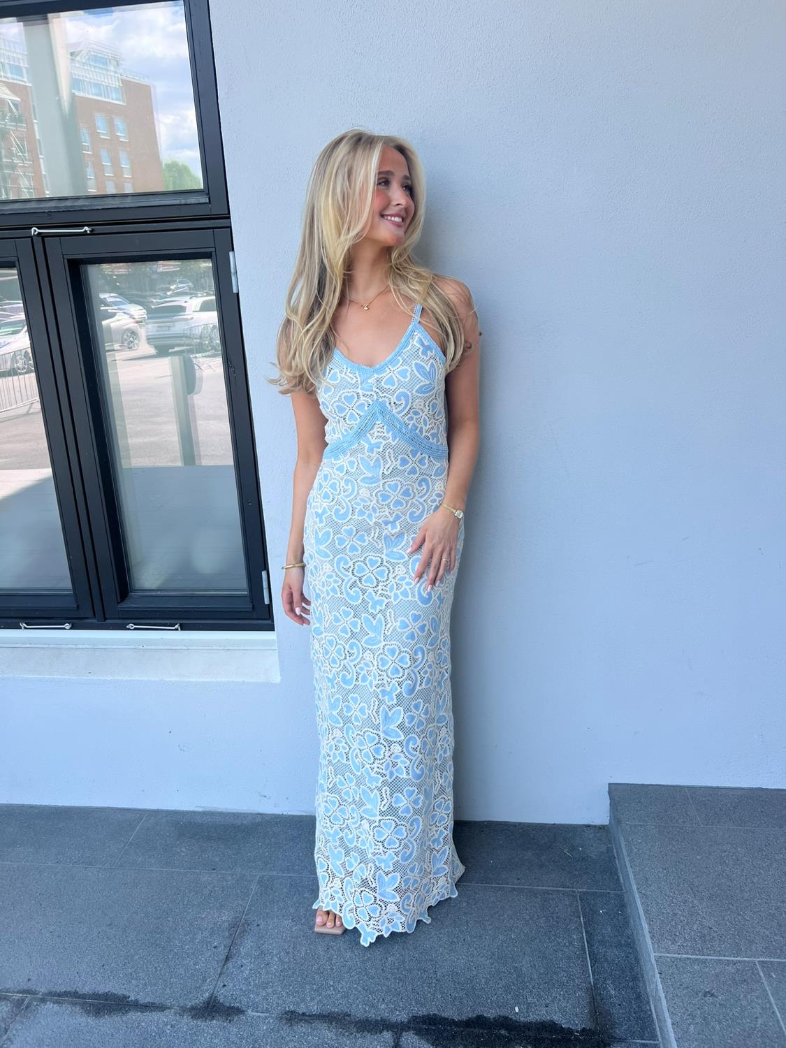 Love lolina Peach slip maxi dress beige/lyseblå