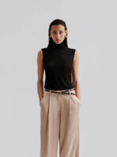 Malina Nima shny polo neck top sort