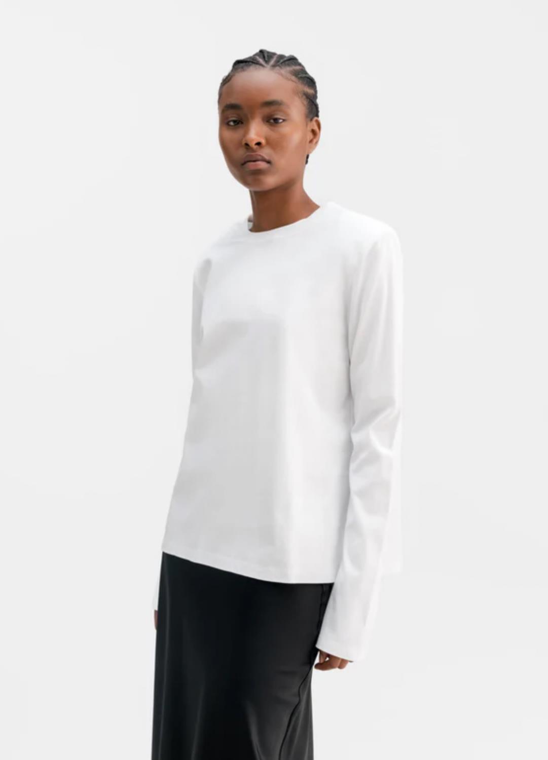 Ahlvar Onyx tee hvit