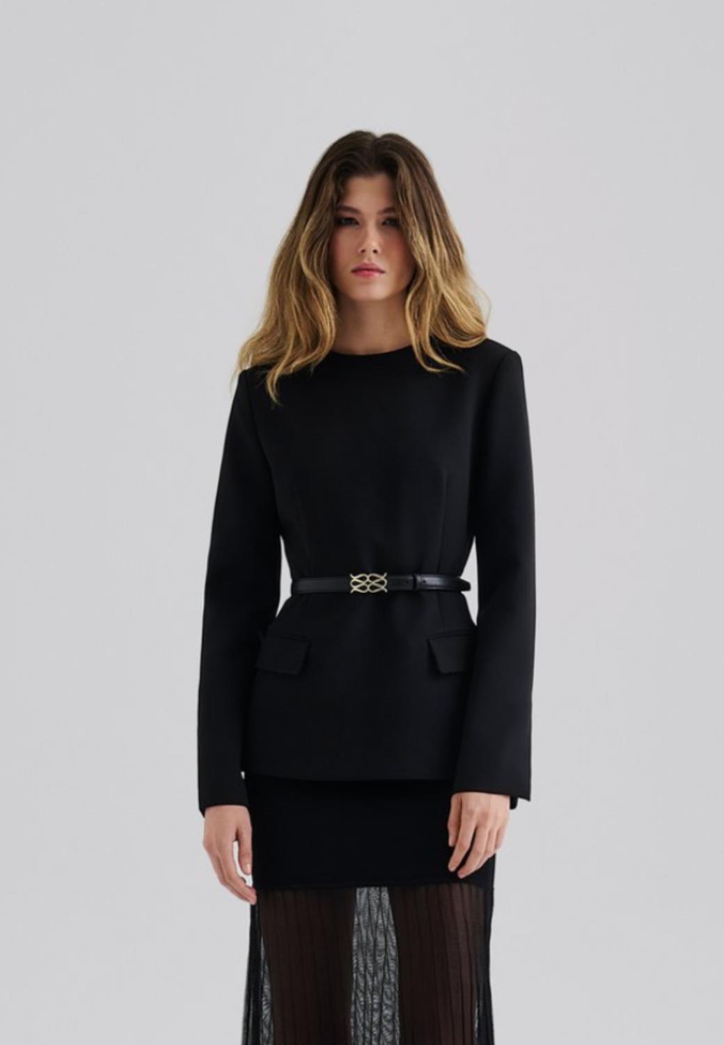 Malina Athina tailored fitted blouse sort