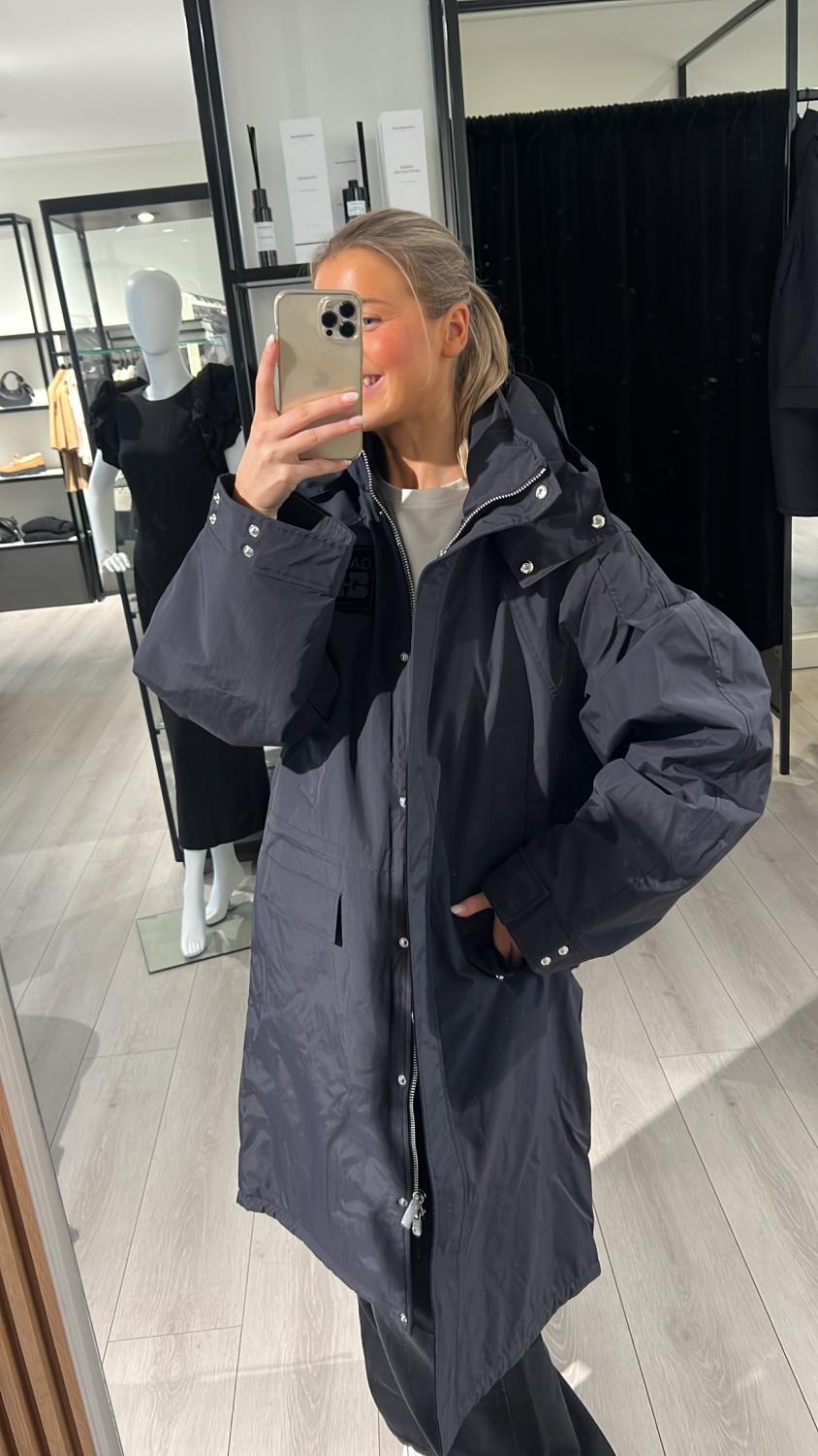 Ganni Ripstop tri-layer parka coat grå