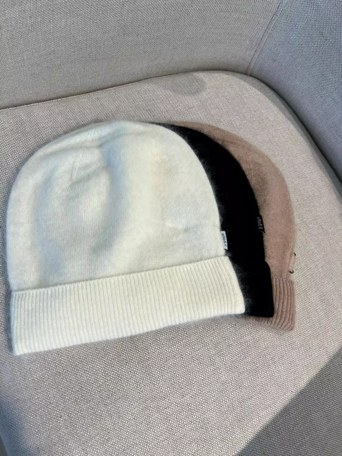 Ella & il Lynn brushed luer beige, sort og off-white