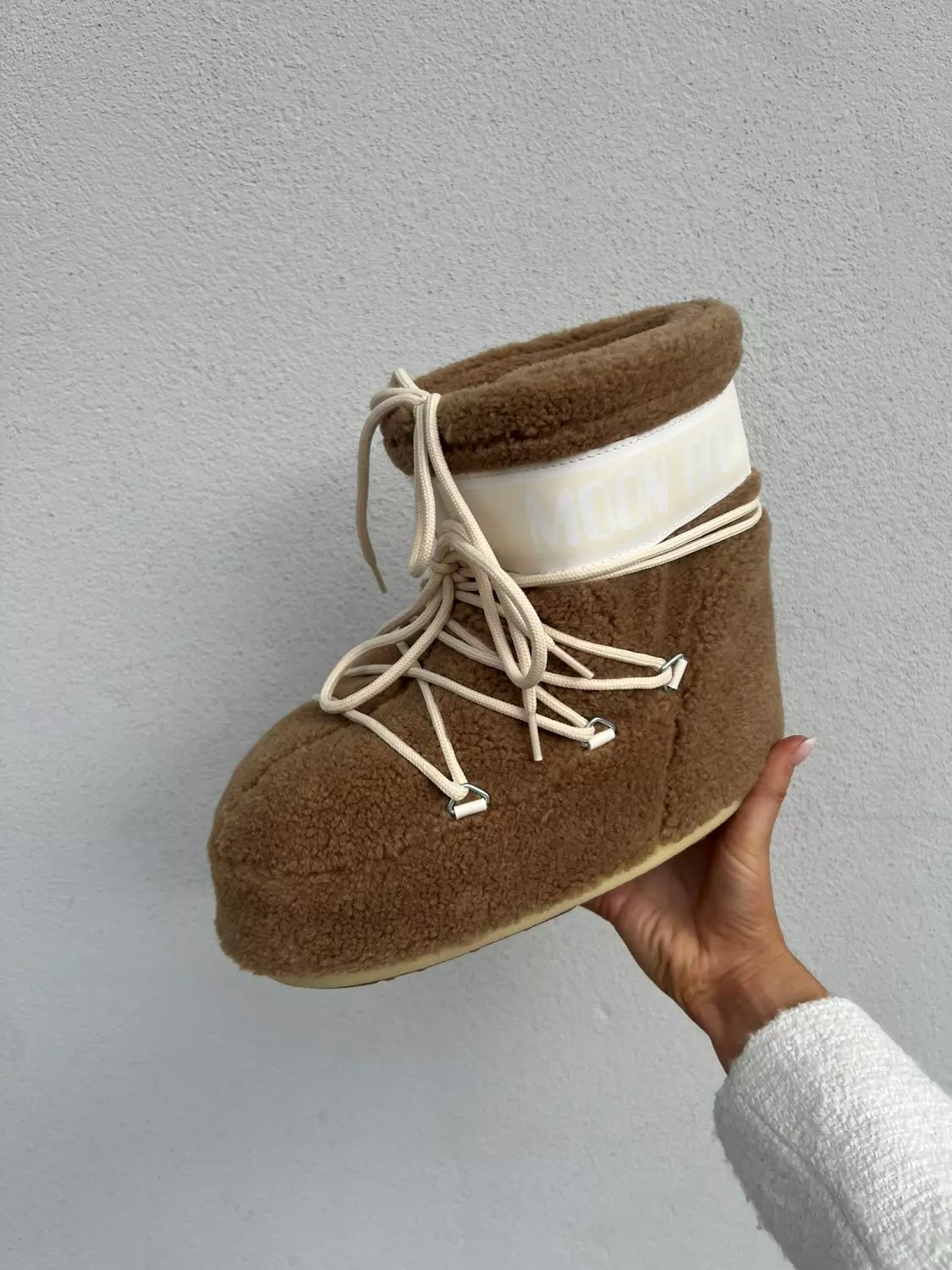 MB Icon Low Fleece Camel