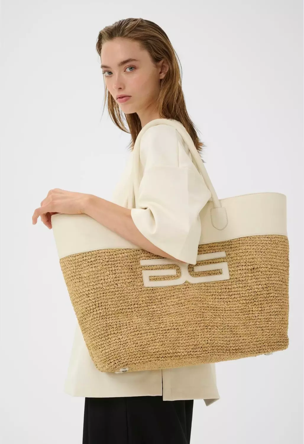 Gestuz Rafia Tote Bag Strå m/ hvitt skinn