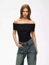 Gestuz Drew off shoulder top sort