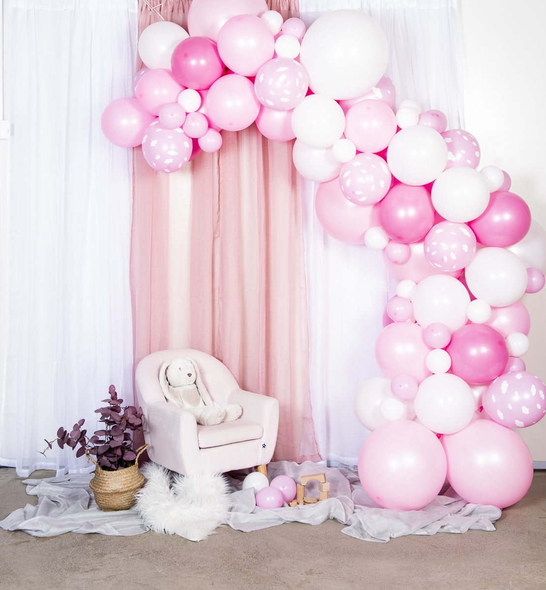Balloon arch kit-baby pink