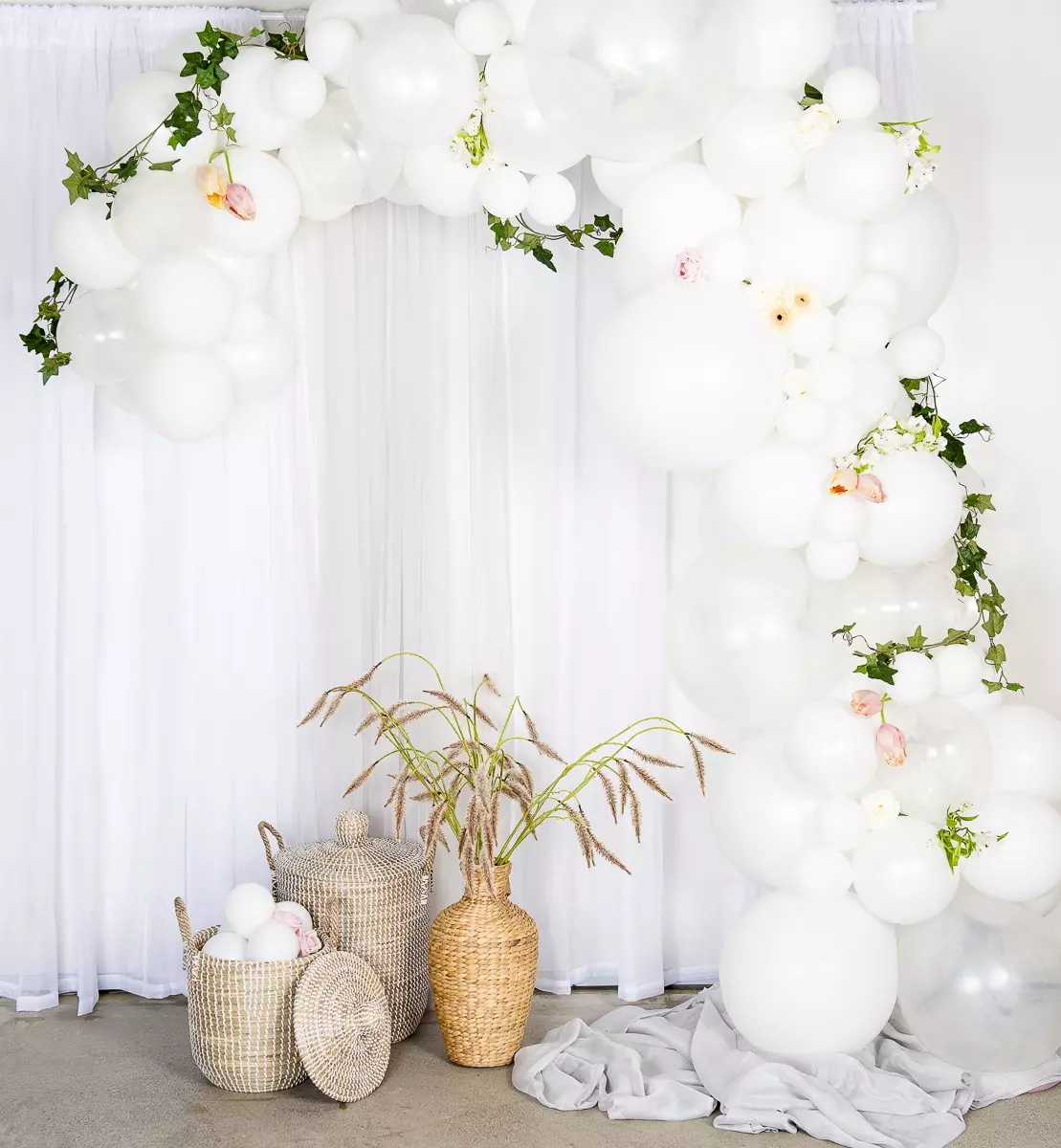Balloon arch kit-white