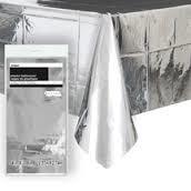 Sølv metallic duk 137x274 cm