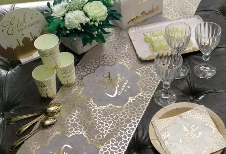 Bordløper Eid Mubarak 5 meter