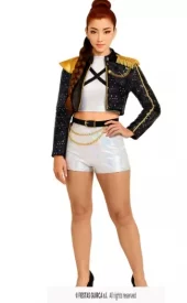 K-Pop star silver leader M