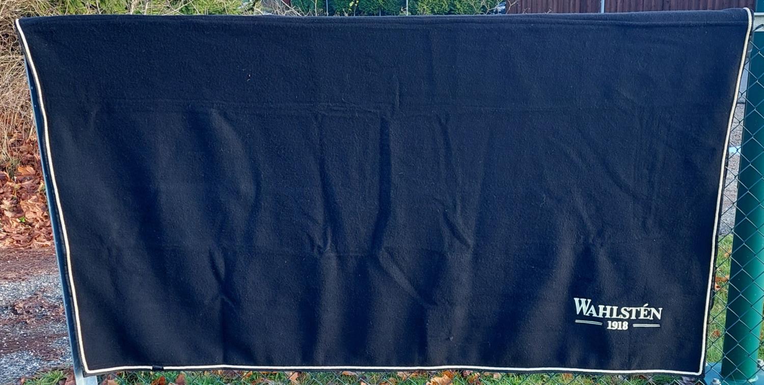 WAHLSTEN 1918 SQUARE BLANKET THICK WOOL, BLAC