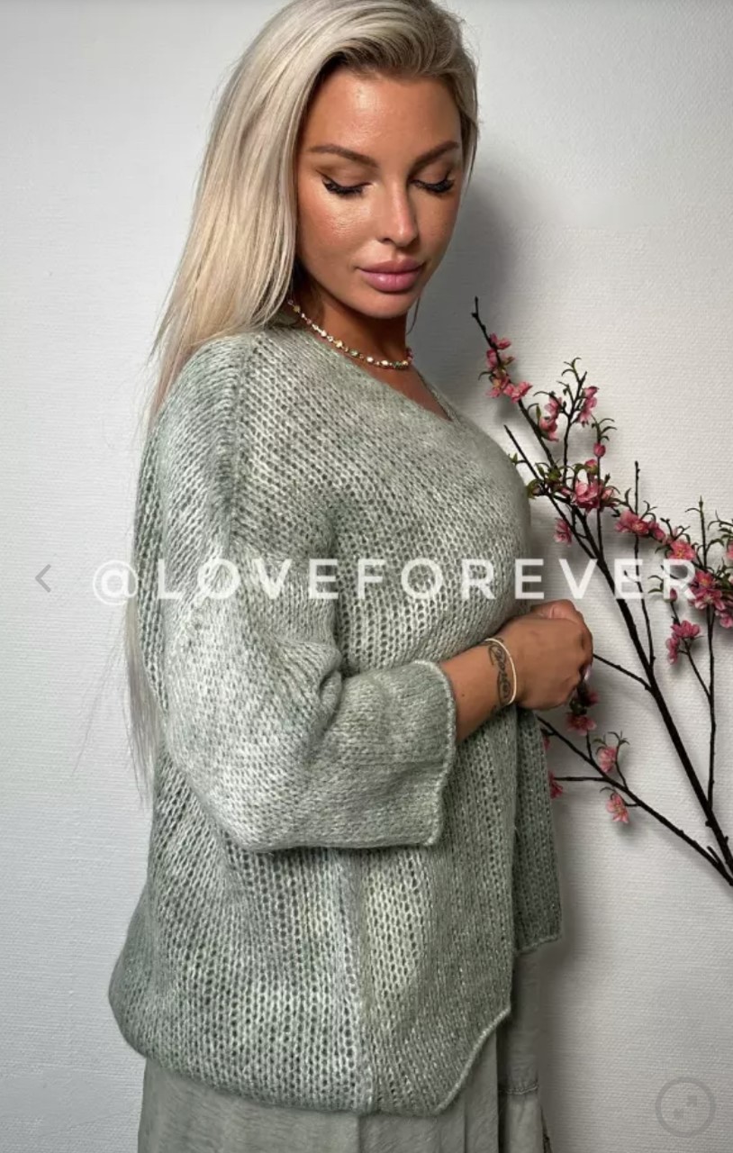 Love Forever Mandie Sweater Genser