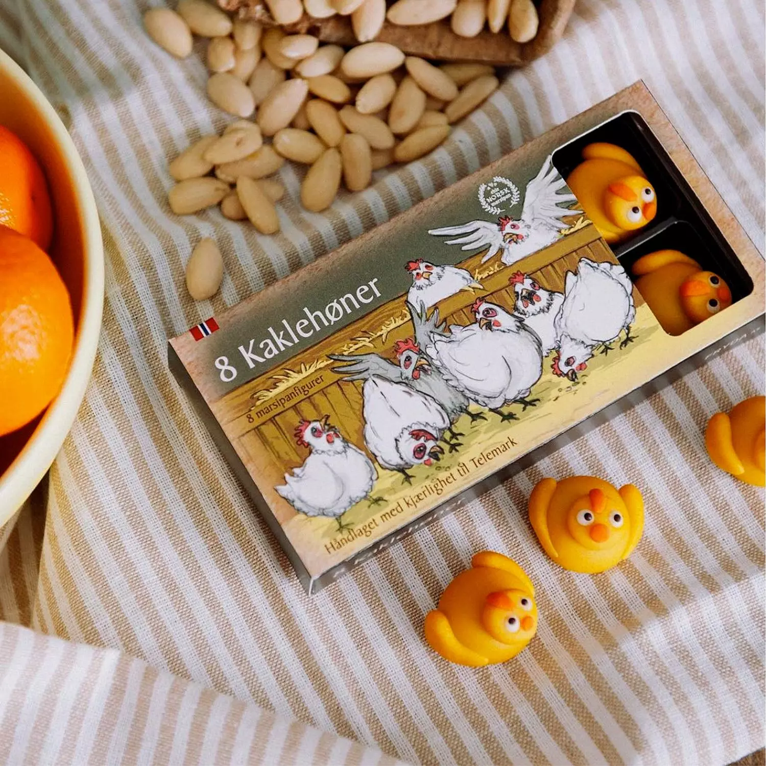 8 kaklehøner 120g Fryda Marsipan