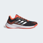 Adidas  Novaflight M