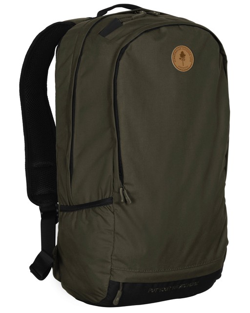 Pinewood Day Pack 22L Dark Olive