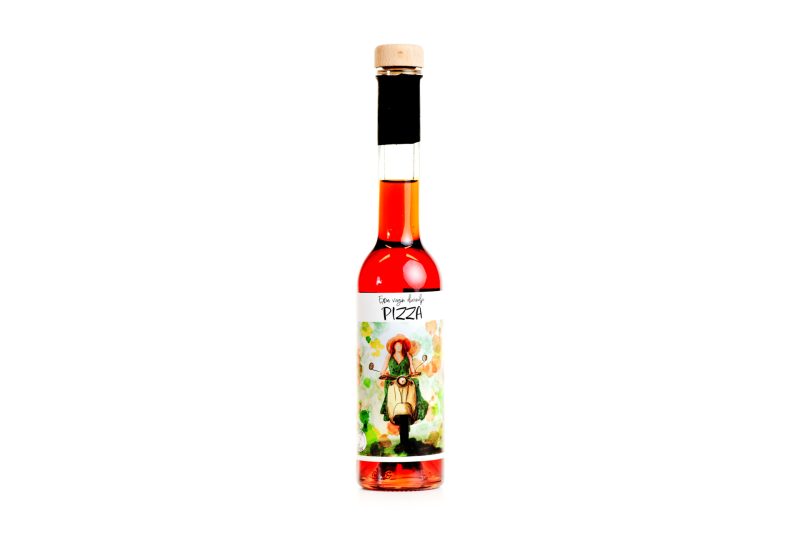 PIZZAOLJE av extra virgin olivenolje, chili og hvitløk