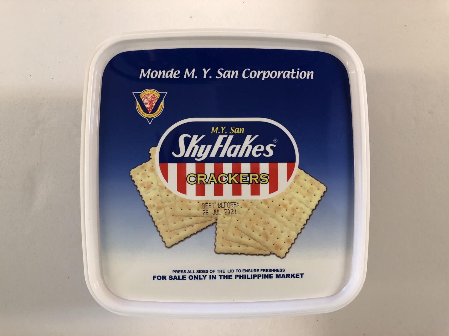M.Y. SAN Sky Flakes Crackers Box 850g