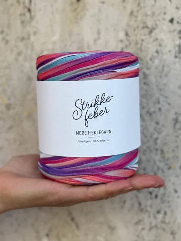 MERE HEKLEGARN - Bukett 137