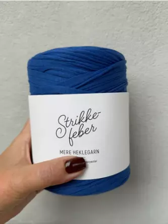 MERE HEKLEGARN - IRIS BLÅ 54