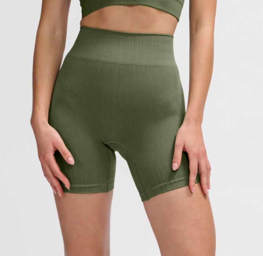 Hummel, Hmlmt Define Seaml Scrunch Shorts, Deep Lichen Green, Shorts
