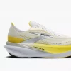 Brooks Hyperion Max 4