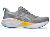 Asics Novablast 5 Gravel/White
