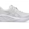Novablast 5 Womens White/Piedmont Grey