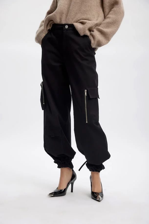 Gestuz Chinea pants - Black