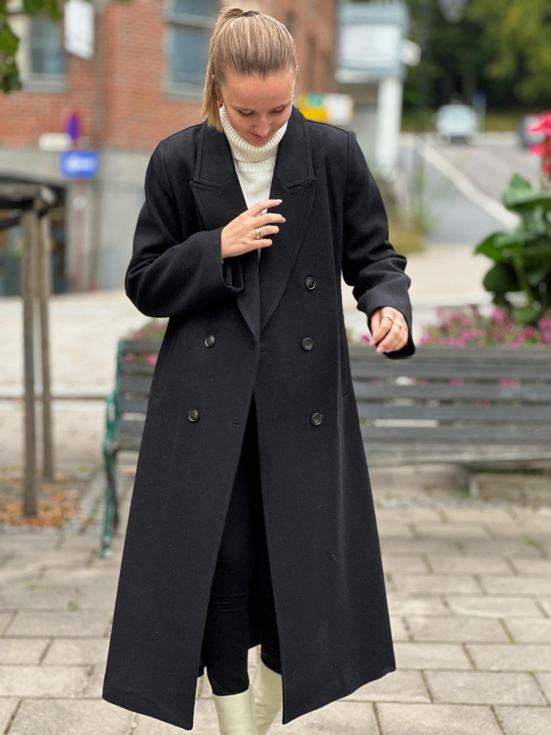 Gestuz Malene coat - Black