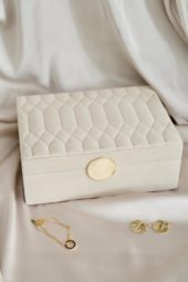 SECRETS BY B smykkeskrin Large - beige