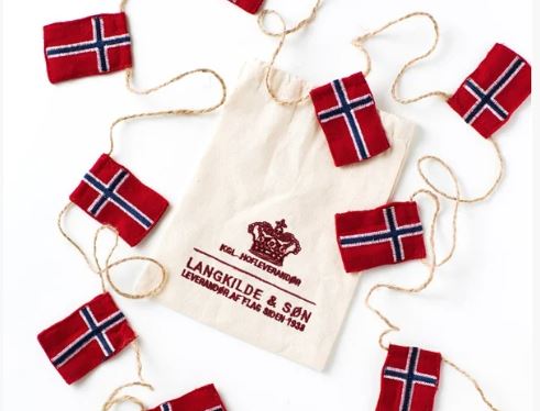 Lille flagranke med 10 norske flag