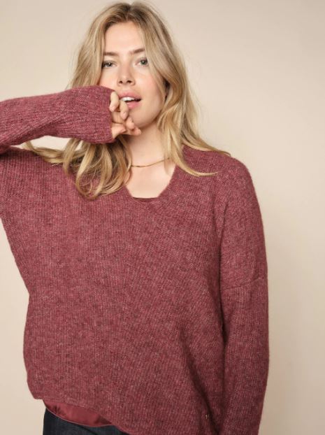 THORA V-NECK KNIT