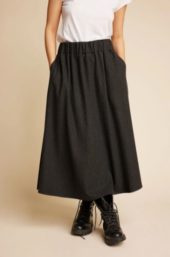 Skirt wool