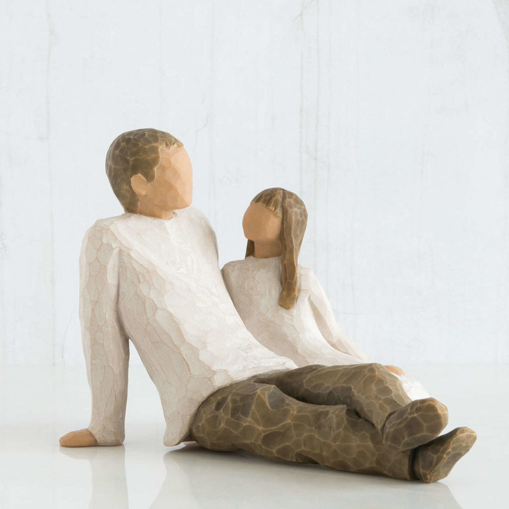 Willow Tree - Father and Daughter (26031)