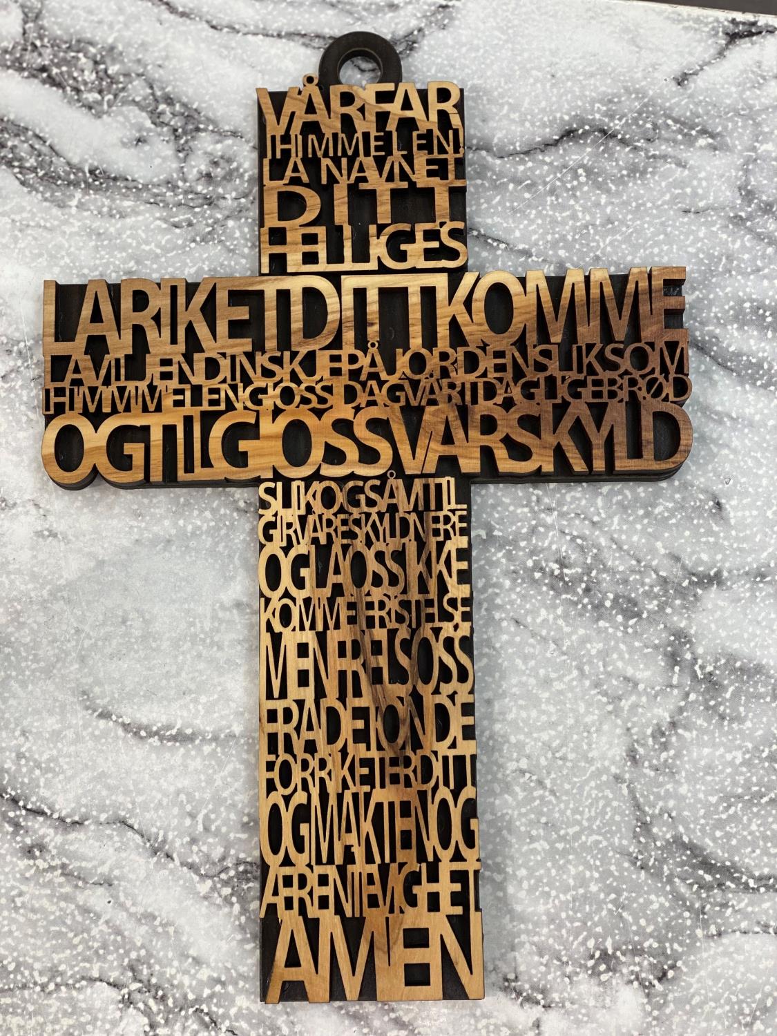 Veggkors, oliventre, Vår Far (27x18 cm)
