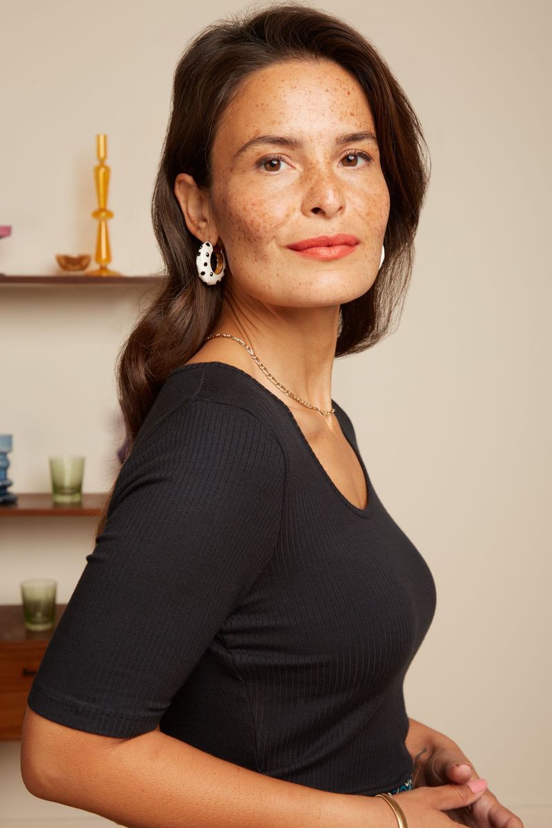 Carice Top Uni Rib svart